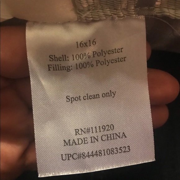 Pillows - Picture 4 of 5